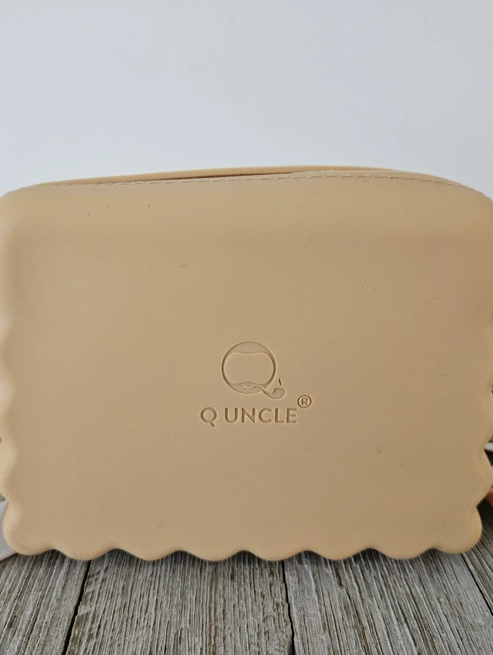 Q Uncle Biscuit Silicone Sandwich Crossbody Purse Handbag Tote Accessories Holde